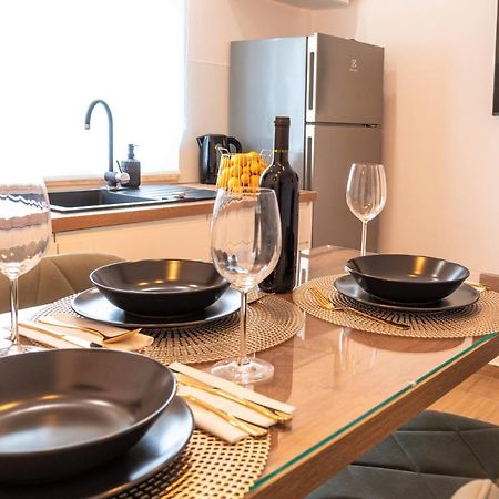 Apartmani Sara 比比涅 外观 照片