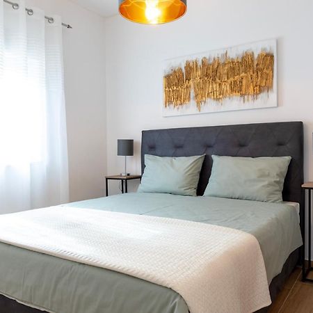 Apartmani Sara 比比涅 外观 照片