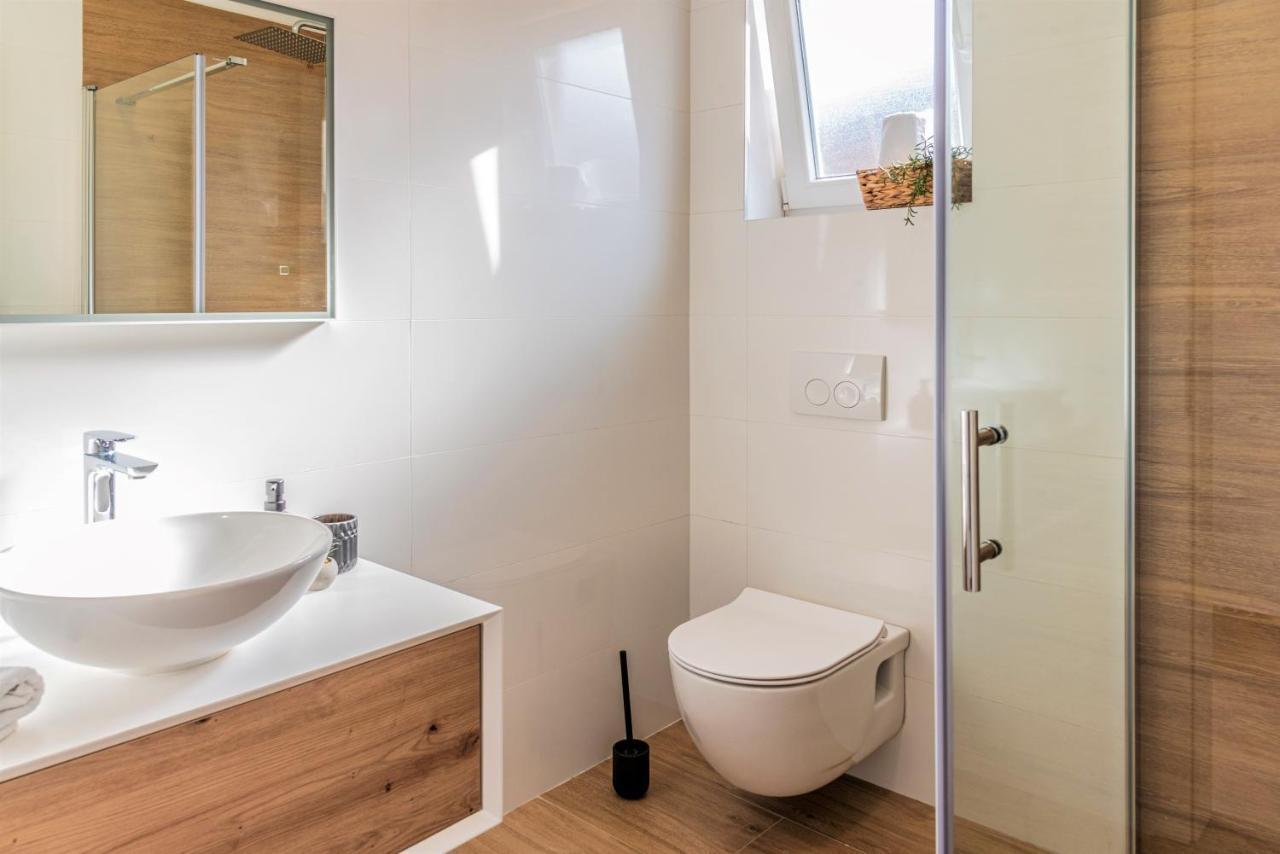 Apartmani Sara 比比涅 外观 照片